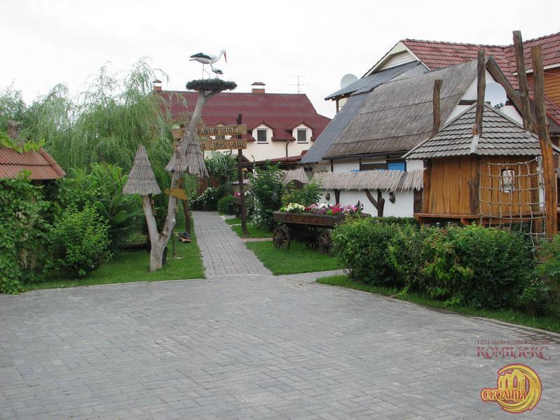 Okolitsa Hotell Kosovshchina Exteriör bild