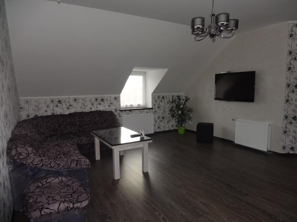 Okolitsa Hotell Kosovshchina Rum bild
