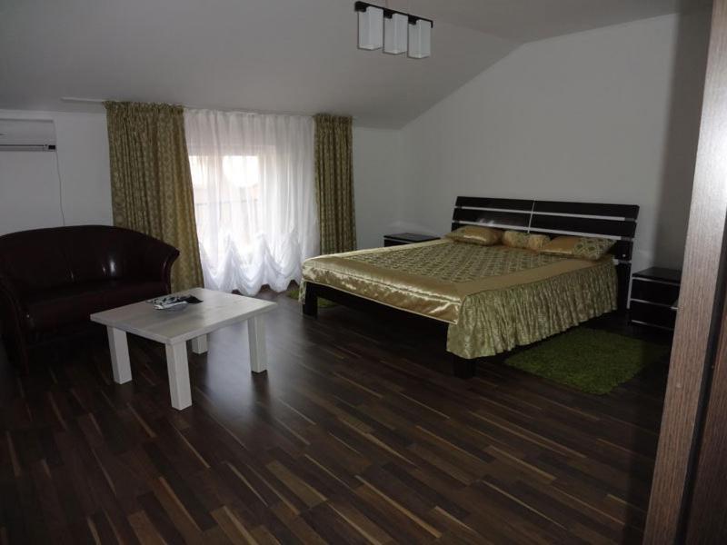 Okolitsa Hotell Kosovshchina Exteriör bild